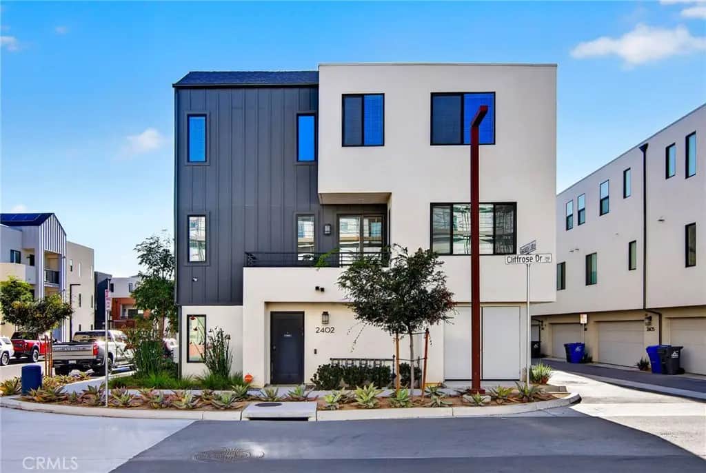 2402 Cascalote Loop, San Diego, CA — listing photo 1