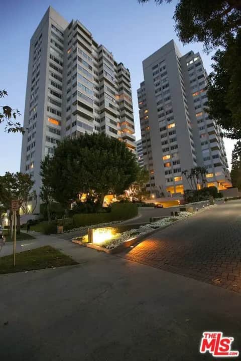 865 Comstock Avenue 6A, Los Angeles, CA — listing photo 1