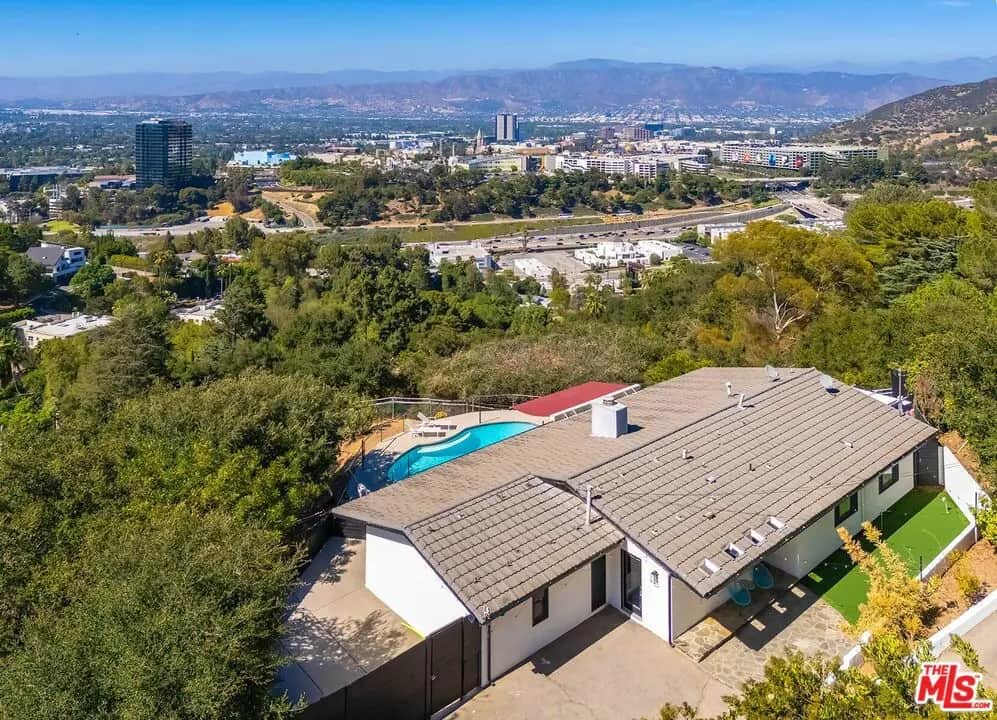 3201 Bonnie Hill Drive, Los Angeles, CA — listing photo 1
