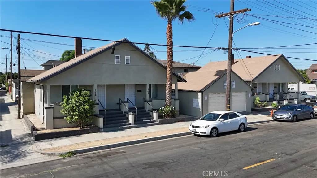 267 W OFarrell Street, San Pedro, CA — listing photo 1