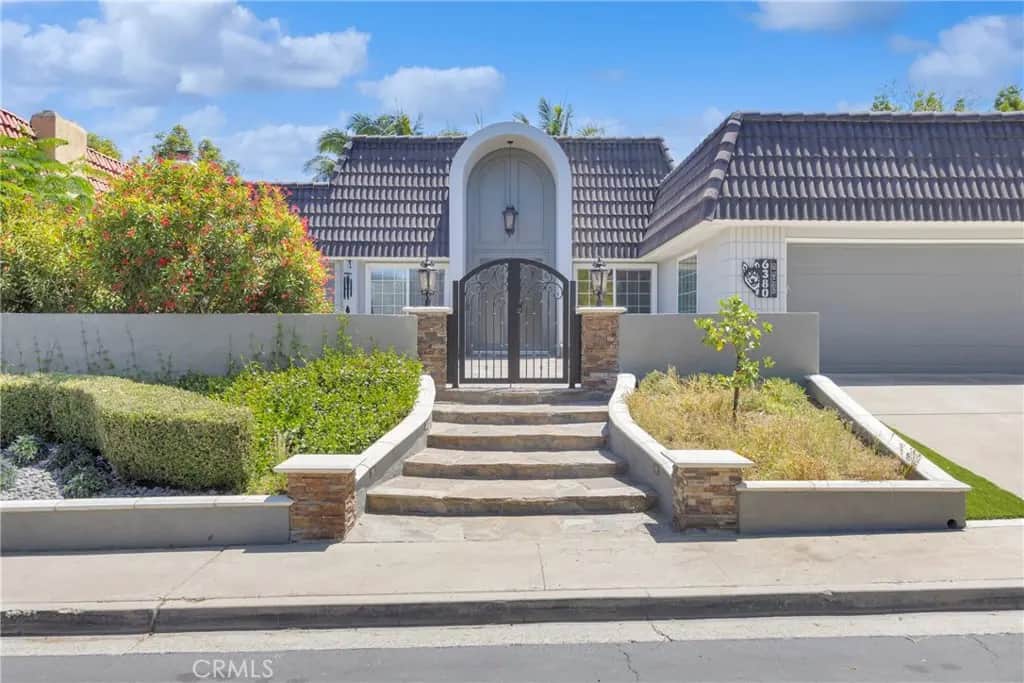 6380 E Bixby Hill, Long Beach, CA — listing photo 1