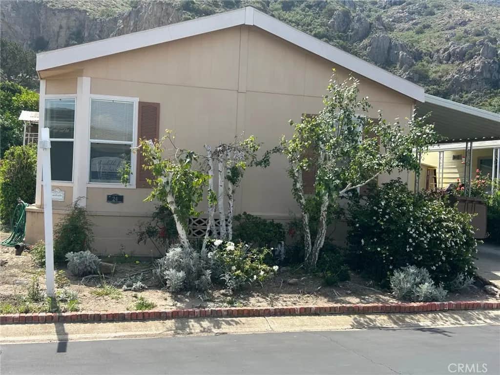 24 Gitana, Camarillo, CA — listing photo 1