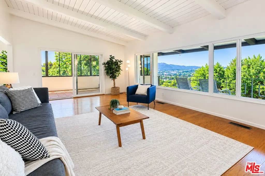 3543 Lavell Drive, Los Angeles, CA — listing photo 1