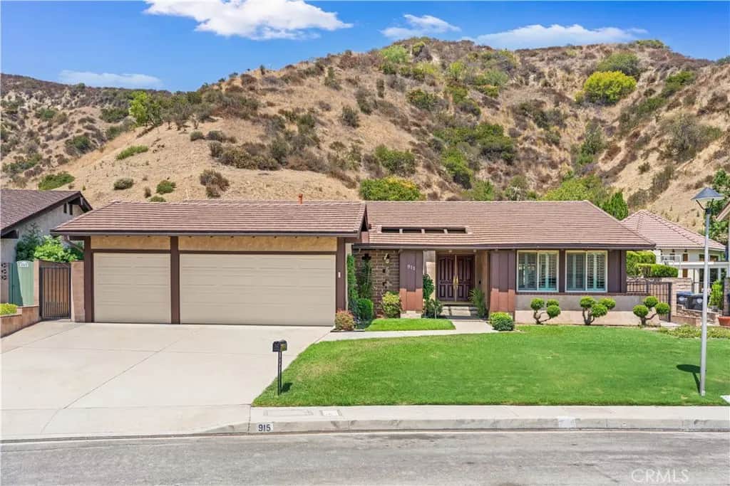 915 Kilmary, Glendale, CA — listing photo 1