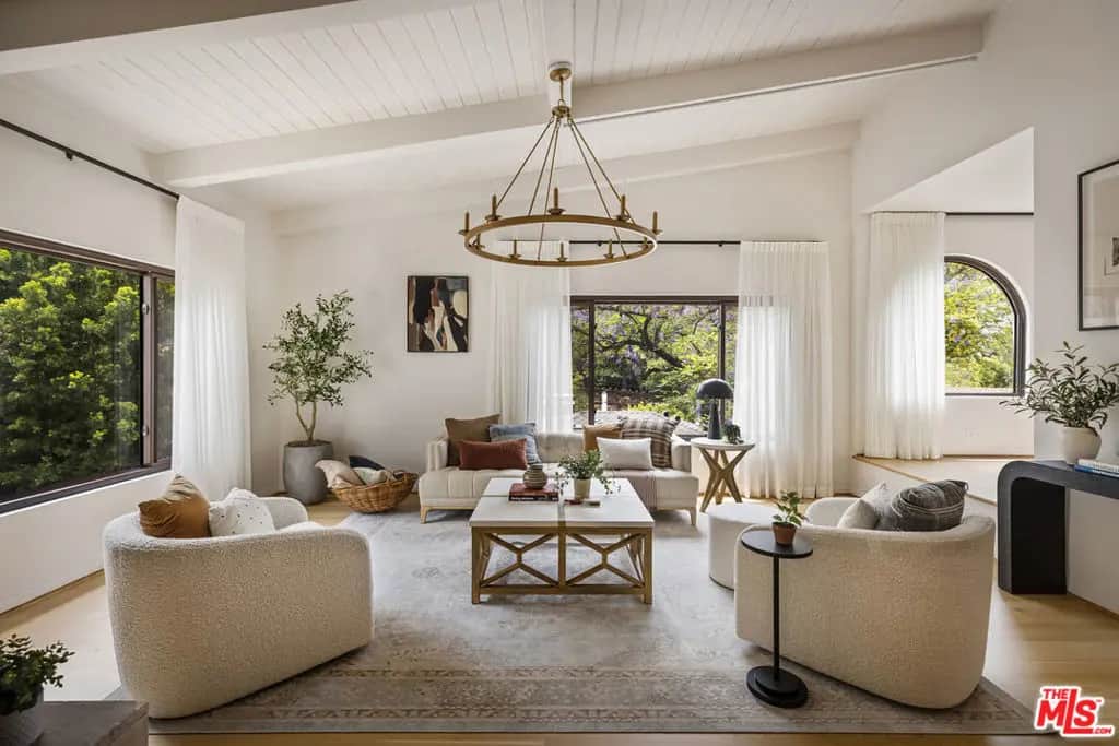 2426 Cazaux Place, Los Angeles, CA — listing photo 1