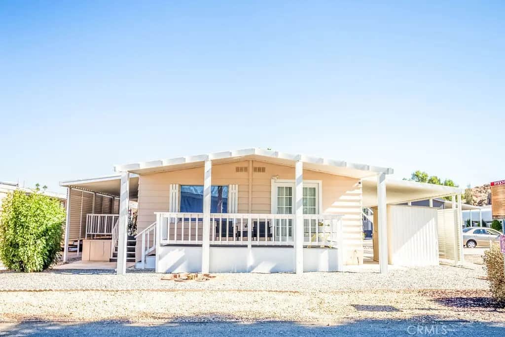 5001 W Florida 448, Hemet, CA — listing photo 1