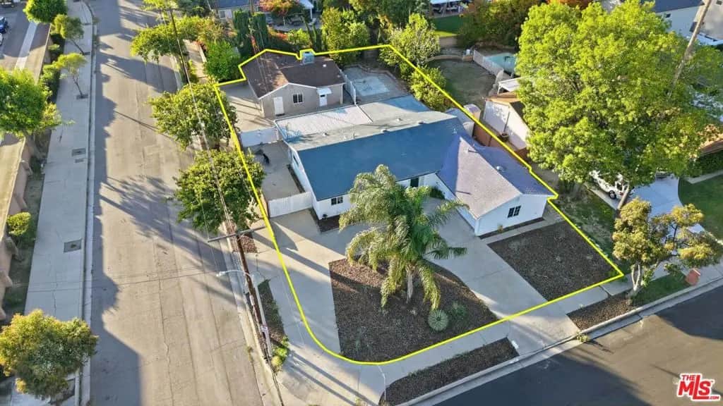 10401 Amigo Avenue, Porter Ranch, CA — listing photo 1