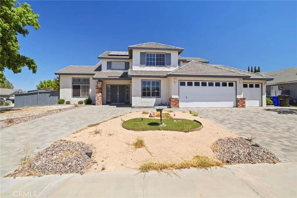 14710 Ponderosa Ranch, Victorville, CA — listing photo 1