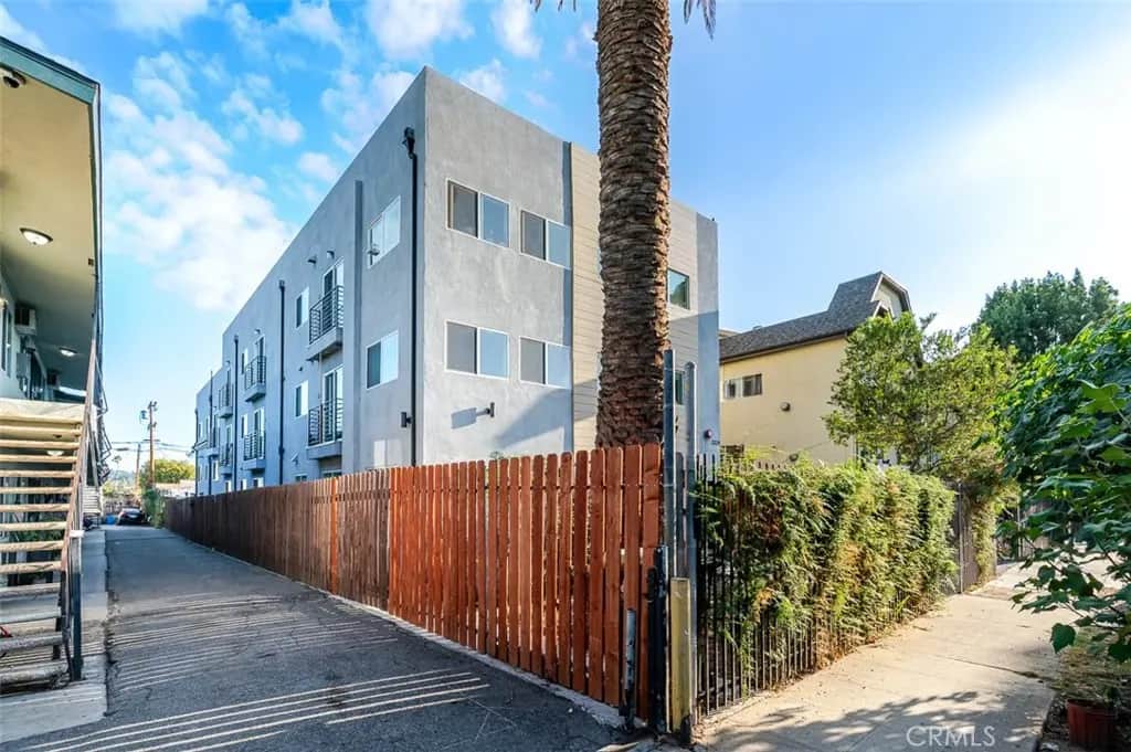 3324 Chapman, Los Angeles, CA — listing photo 1