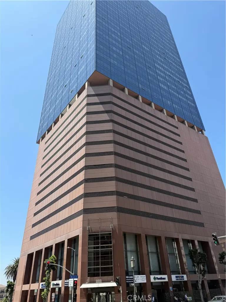 1100 Wilshire 2811, Los Angeles, CA — listing photo 1