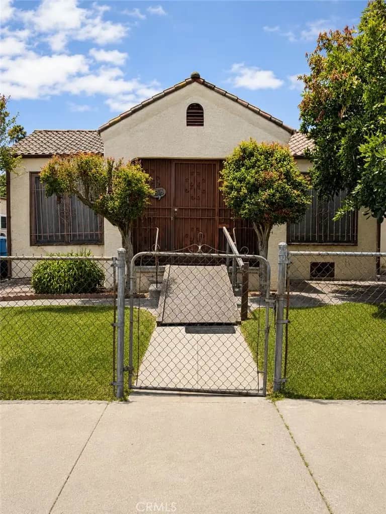 3045 Field Avenue, Los Angeles, CA — listing photo 1
