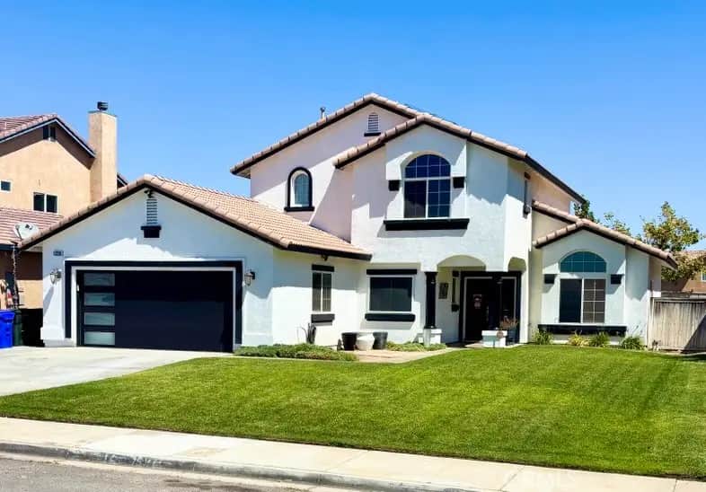 12236 Primavera, Victorville, CA — listing photo 1