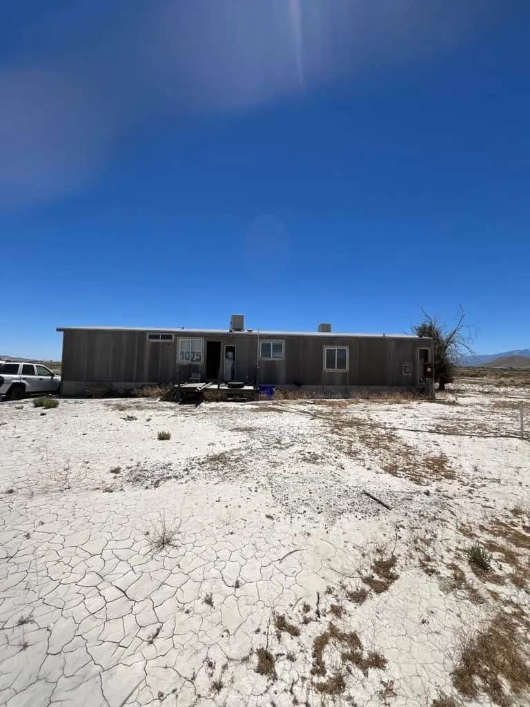 1055 Calle De Amistad, El Mirage, CA — listing photo 1