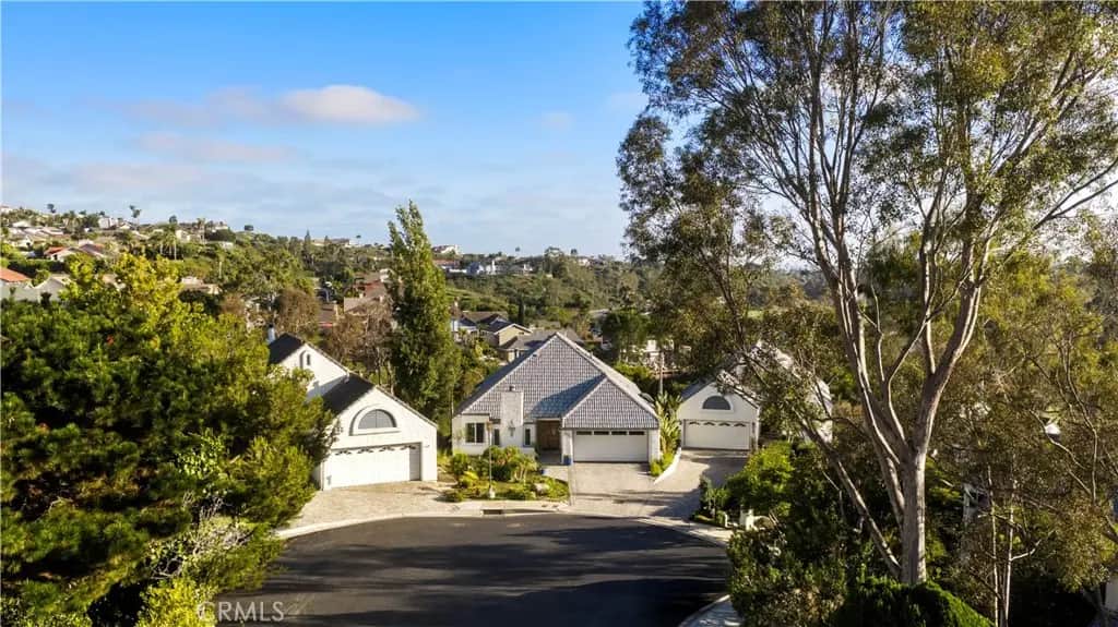 152 Avenida Mesita 18, San Clemente, CA — listing photo 1
