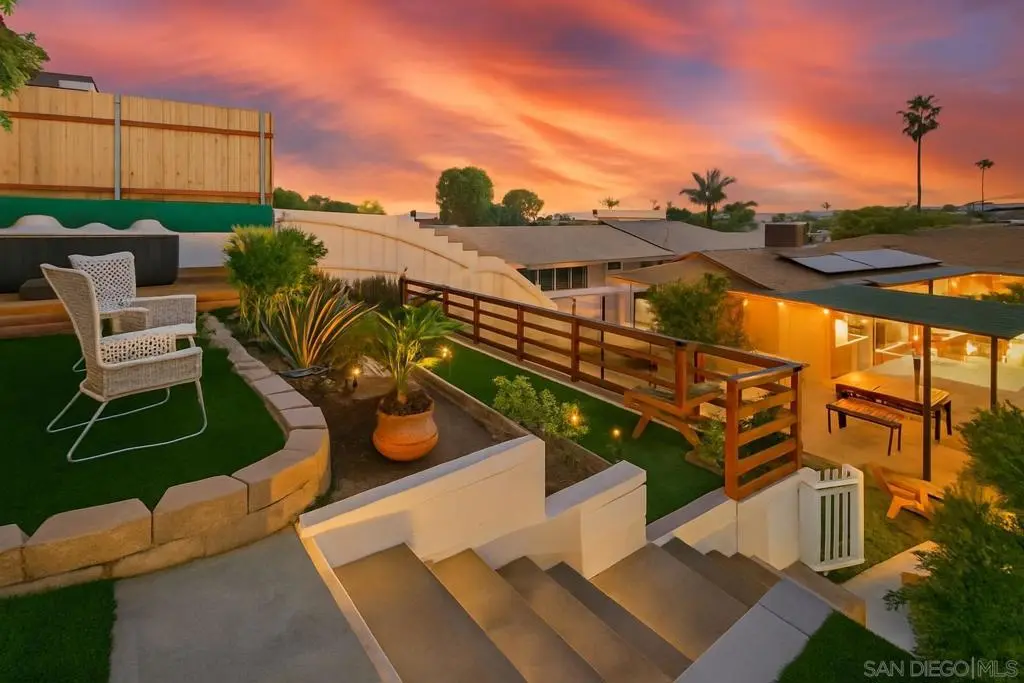 1988 Catalina A,B,C, San Diego, CA — listing photo 1