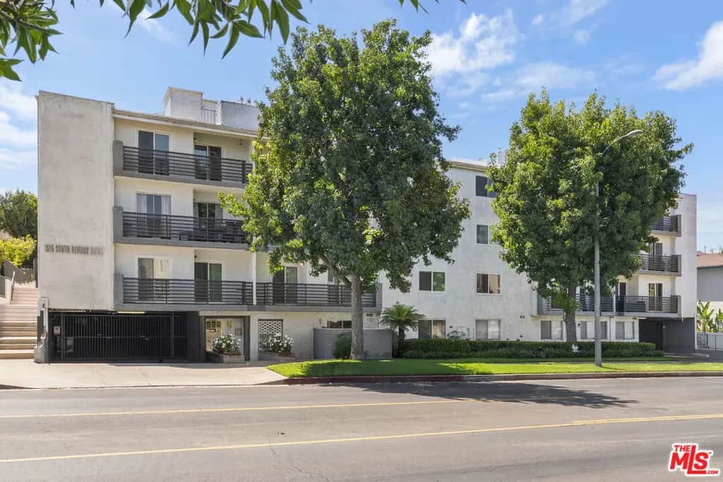 1515 S Beverly Drive 201, Los Angeles, CA — listing photo 1