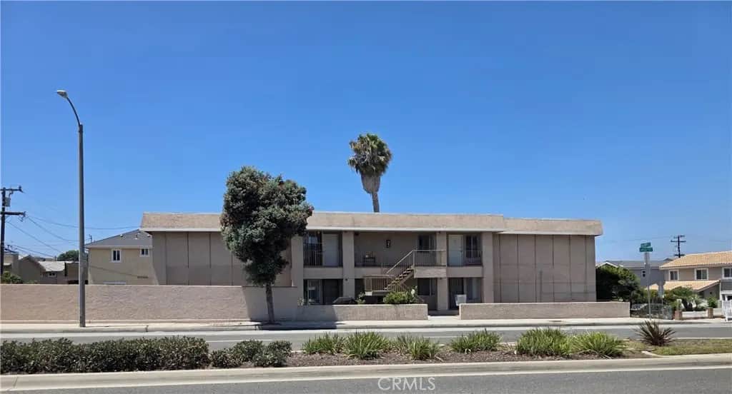 2409 Inglewood Ave., Redondo Beach, CA — listing photo 1
