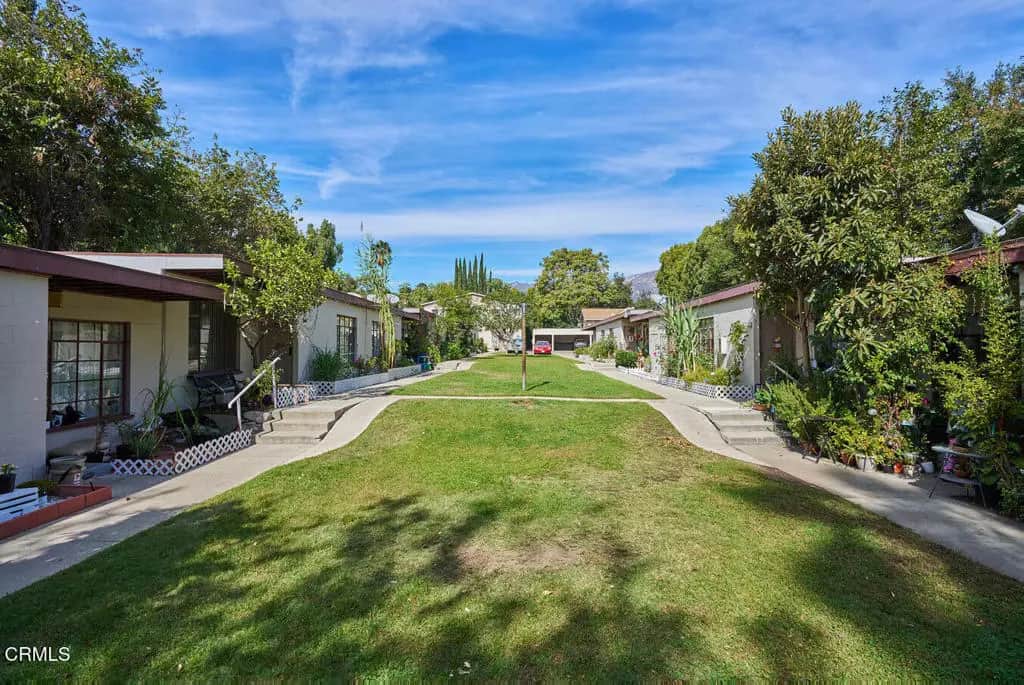 485 E Washington Boulevard 3, Pasadena, CA — listing photo 1