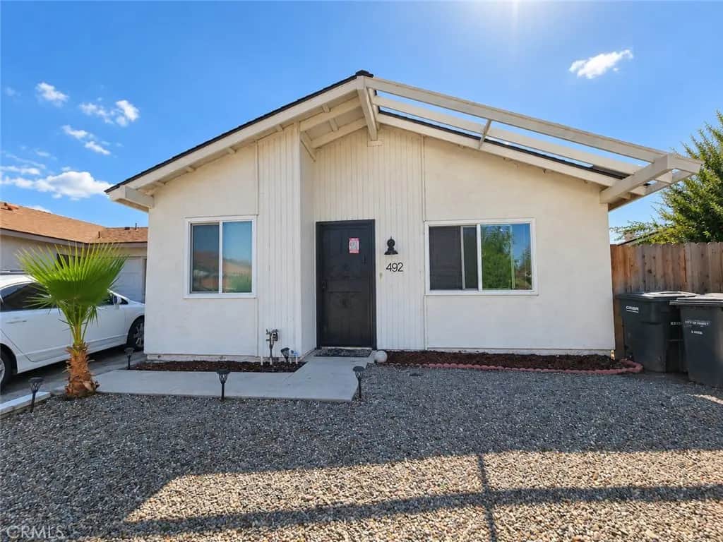 492 E Evans Street, San Jacinto, CA — listing photo 1