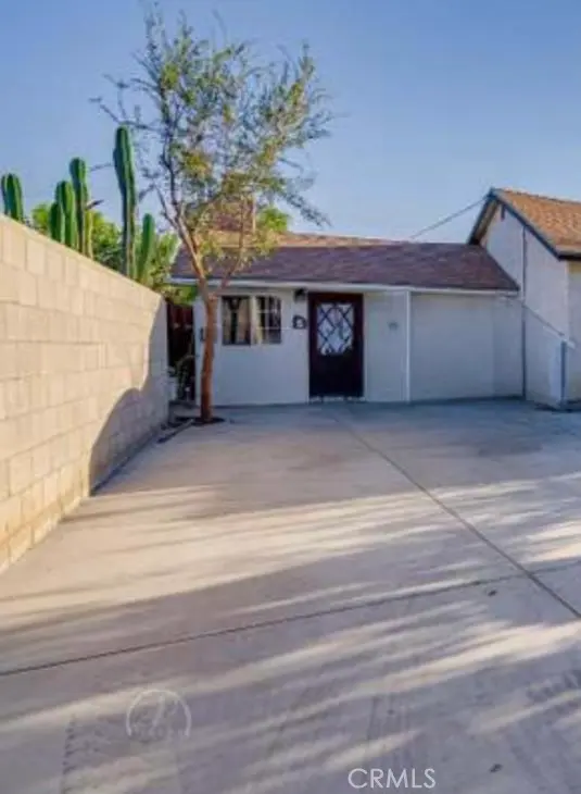 37 Garden, Bakersfield, CA — listing photo 1