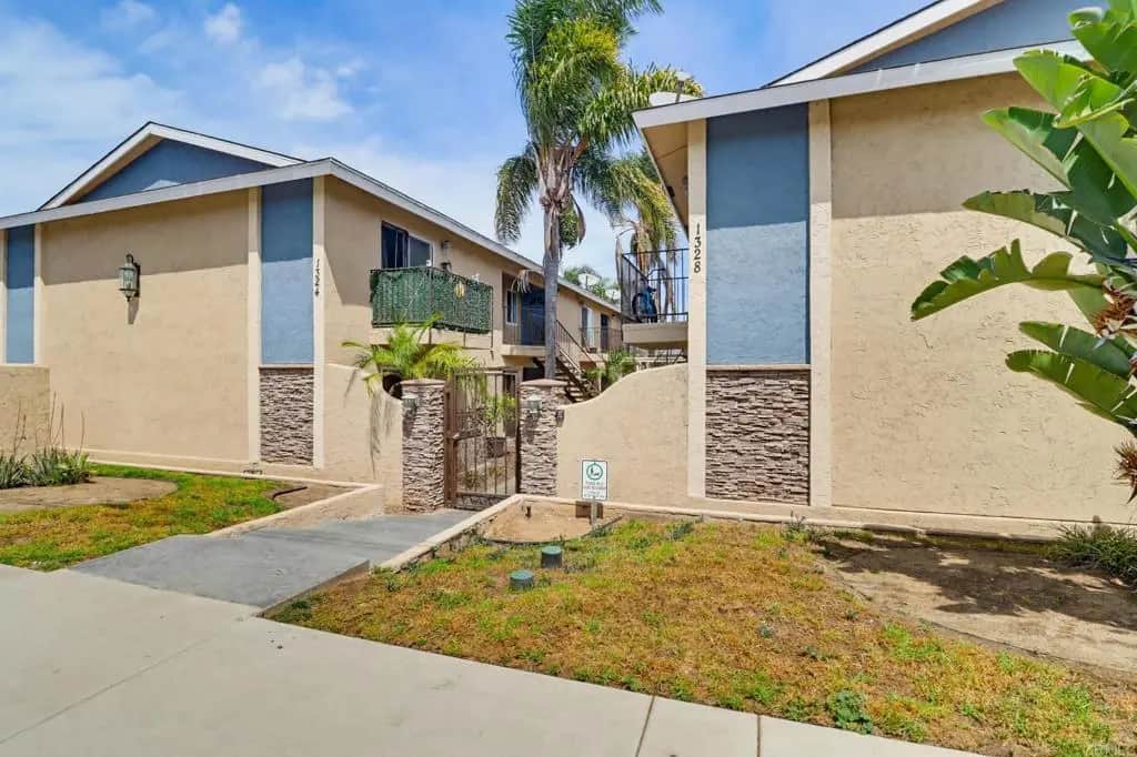 1328 IRIS Avenue 2, Imperial Beach, CA — listing photo 1