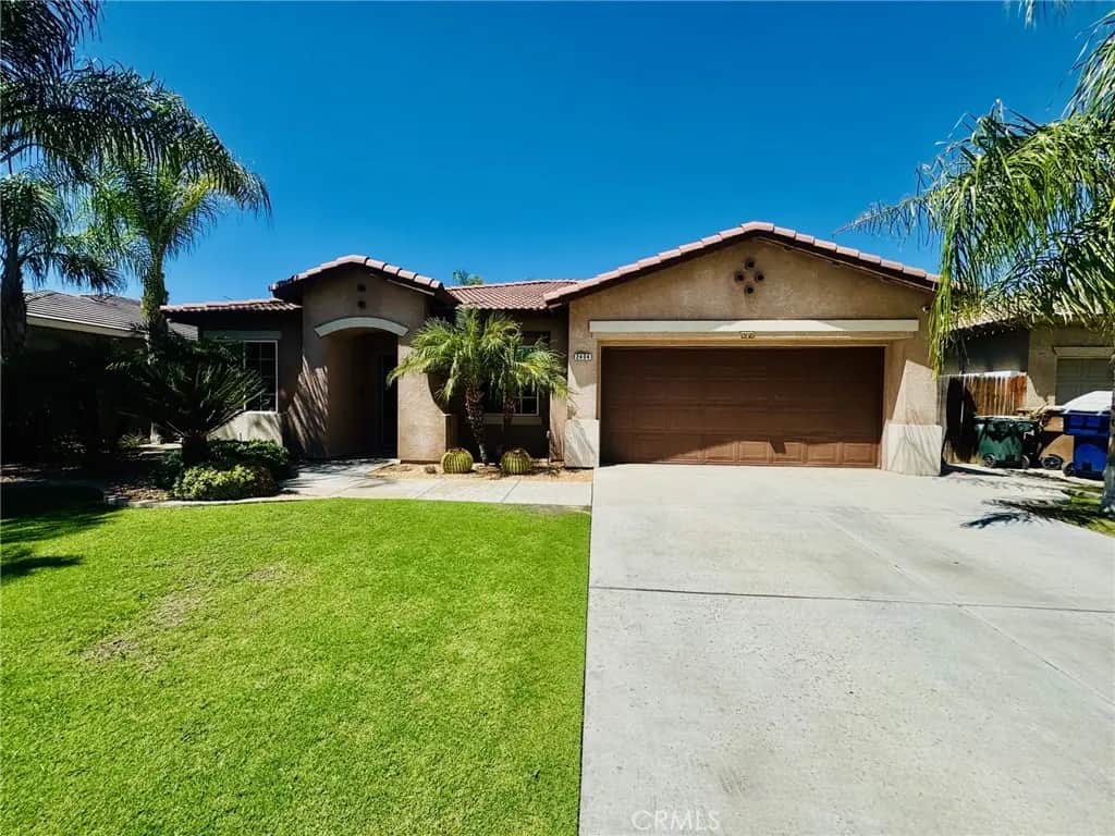 2404 Sosa Drive, Bakersfield, CA — listing photo 1