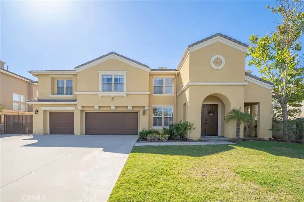 3086 Pinehurst Drive, Corona, CA — listing photo 1