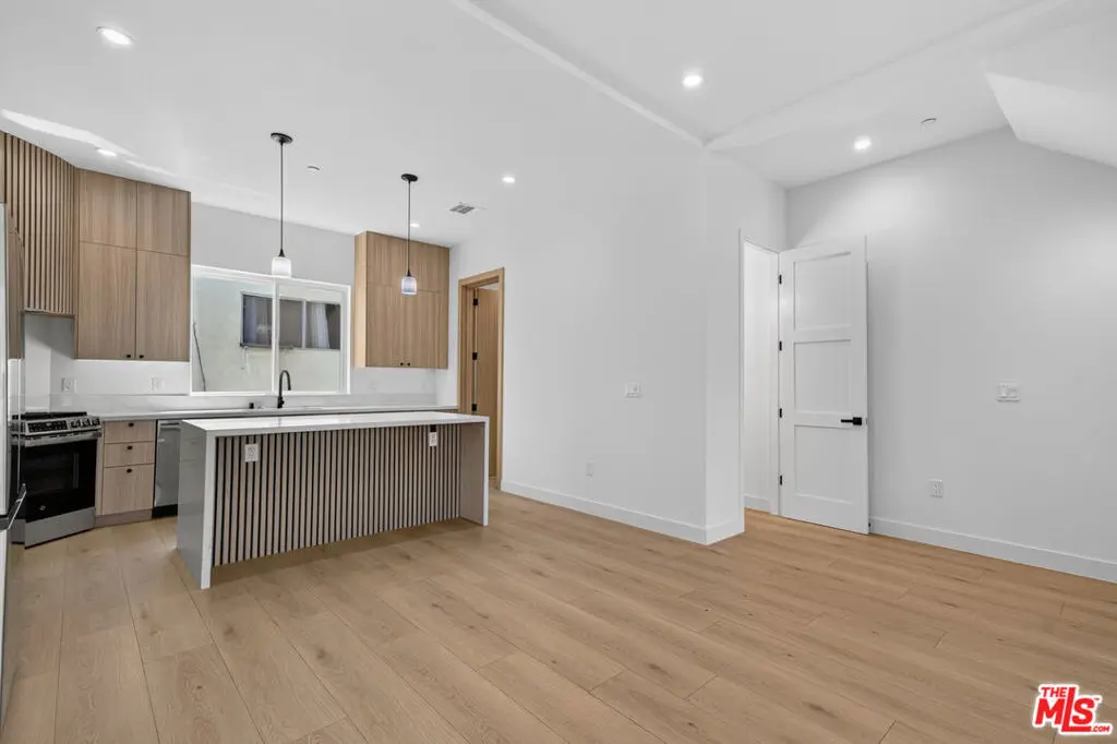 2420 N Council Street, Los Angeles, CA — listing photo 1