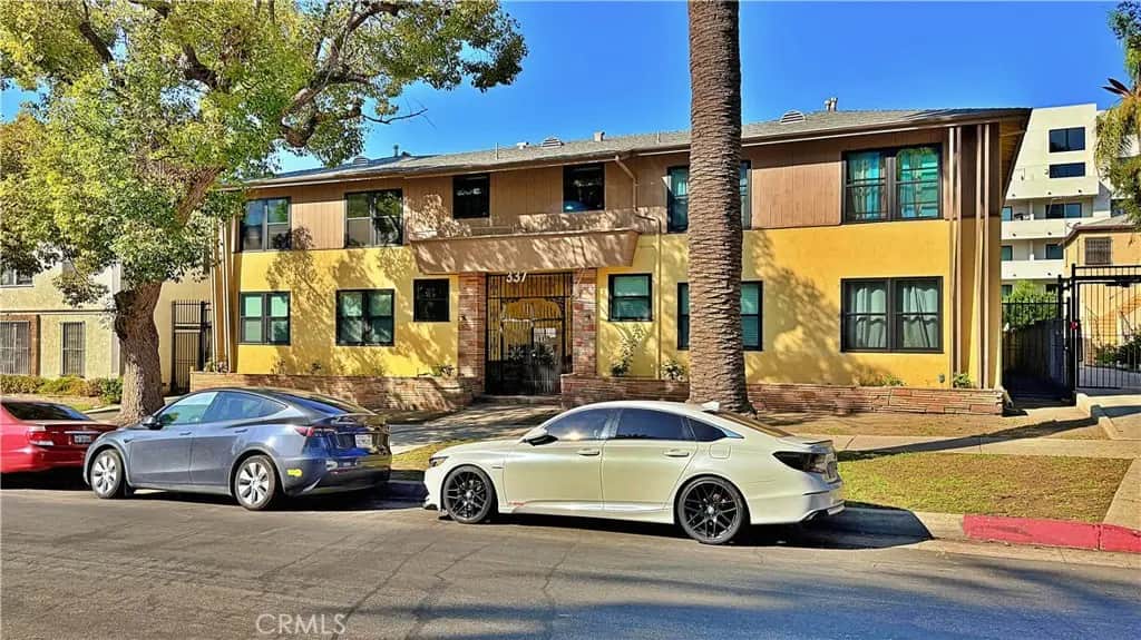 337 S Occidental Boulevard 18, Los Angeles, CA — listing photo 1
