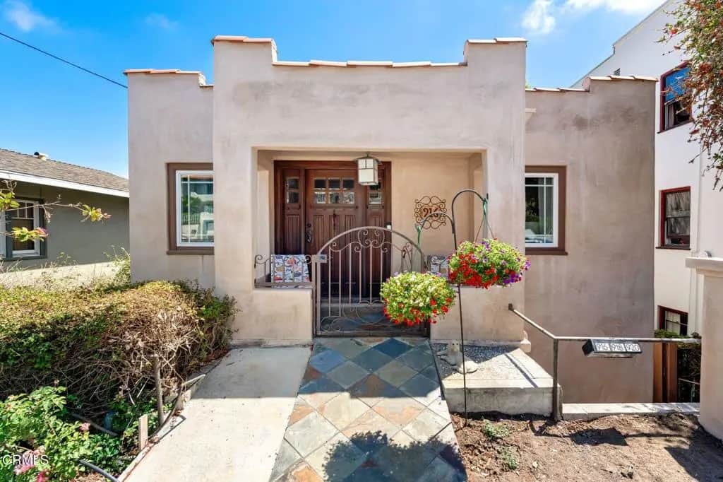 916 Poli Street, Ventura, CA — listing photo 1
