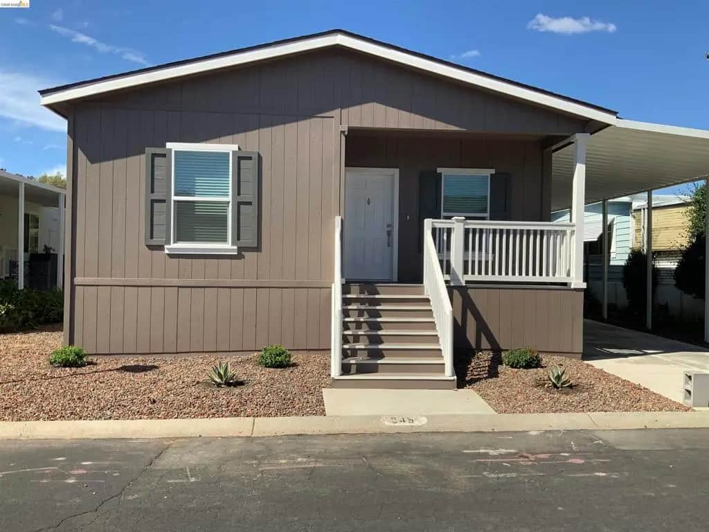 245 Aloha Way, Pittsburg, CA — listing photo 1