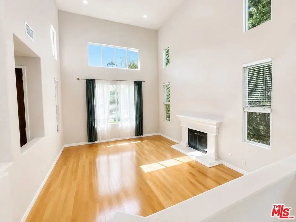 7371 Westcliff Drive, Los Angeles, CA — listing photo 1