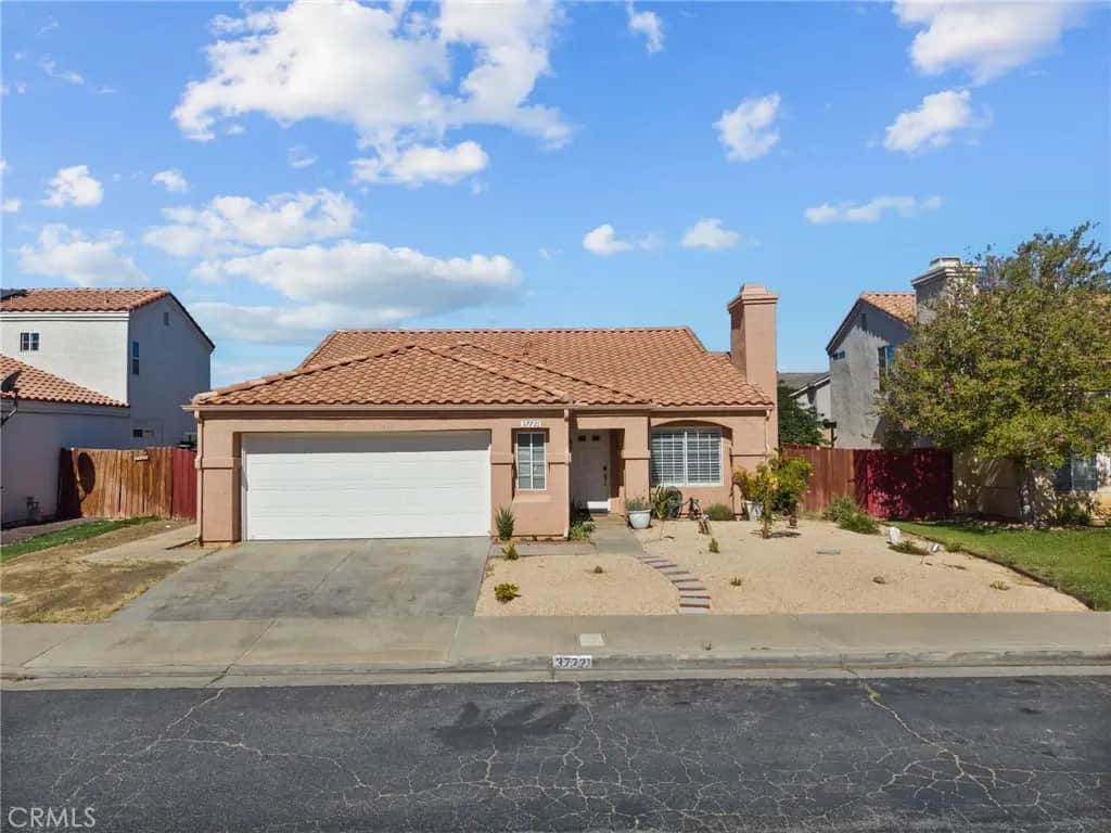 37721 Harvey Street, Palmdale, CA — listing photo 1