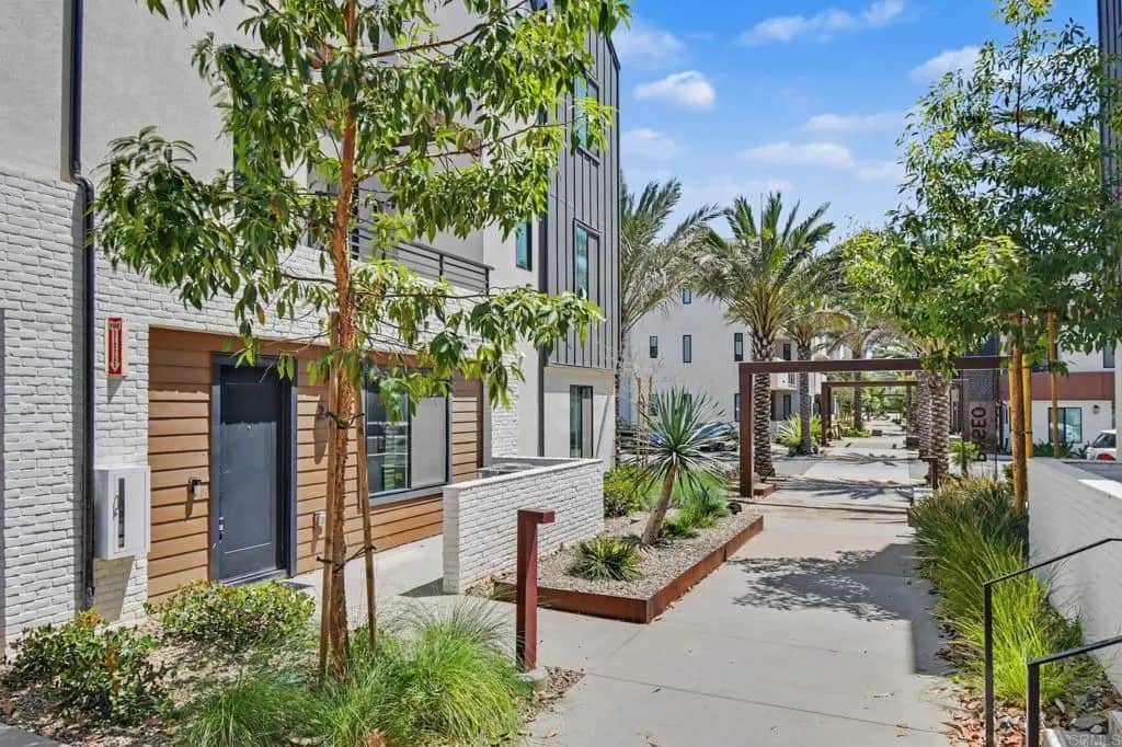2416 Cascalote Loop, San Diego, CA — listing photo 1