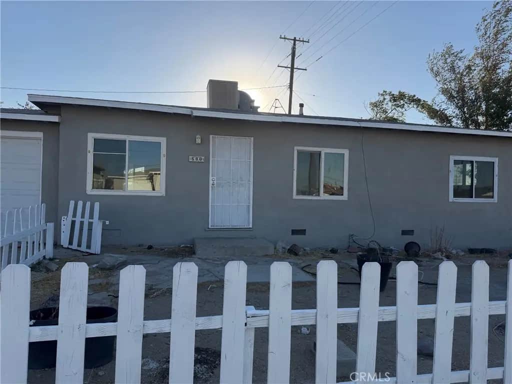 600 Kathleen, Barstow, CA — listing photo 1