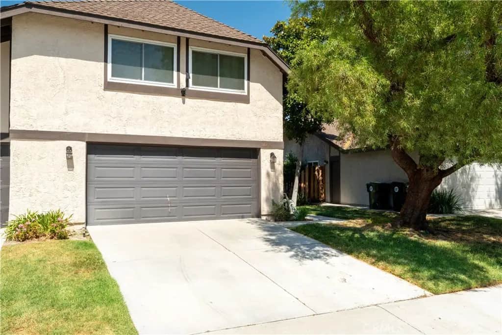 28260 Bockdale, Canyon Country, CA — listing photo 1