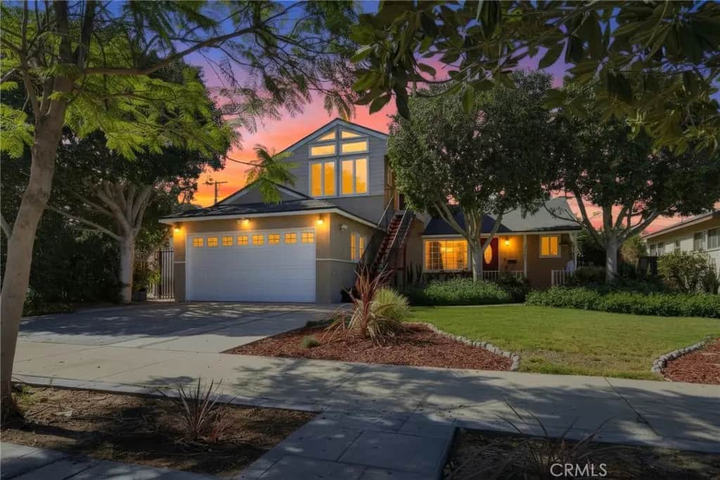12520 Stagg Street, Los Angeles, CA — listing photo 1