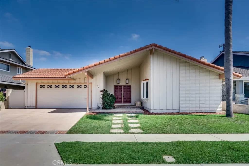 6381 Myrtle, Huntington Beach, CA — listing photo 1