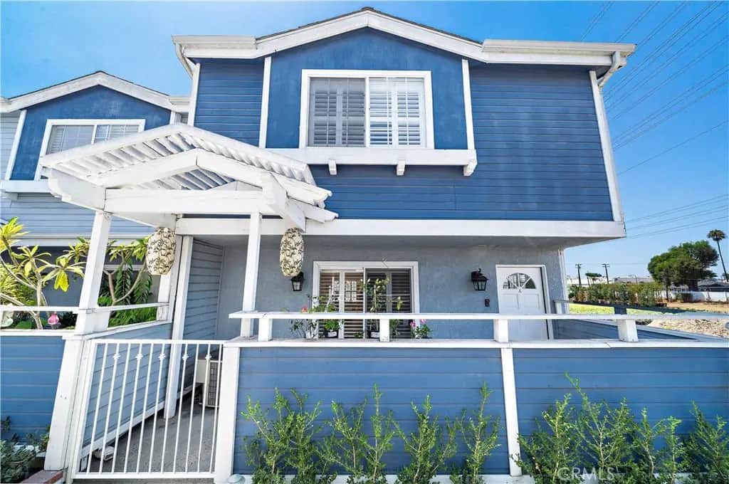 17040 Downey A, Bellflower, CA — listing photo 1