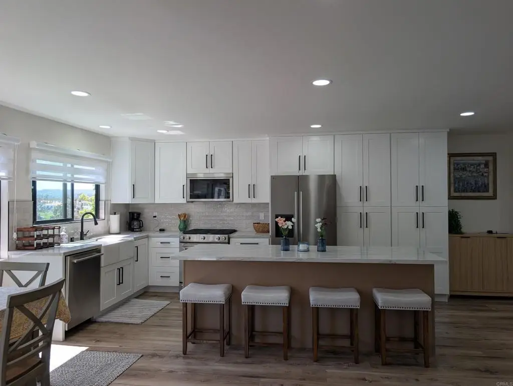 2410 La Costa Ave, Carlsbad, CA — listing photo 1