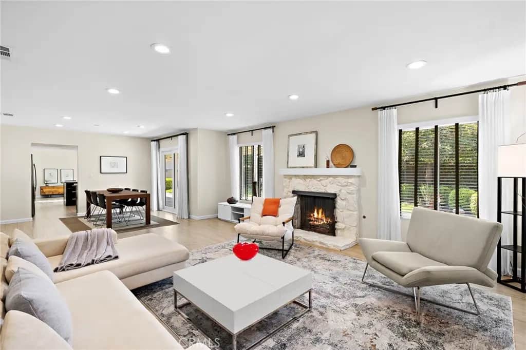 916 E Jonquil, Santa Ana, CA — listing photo 1