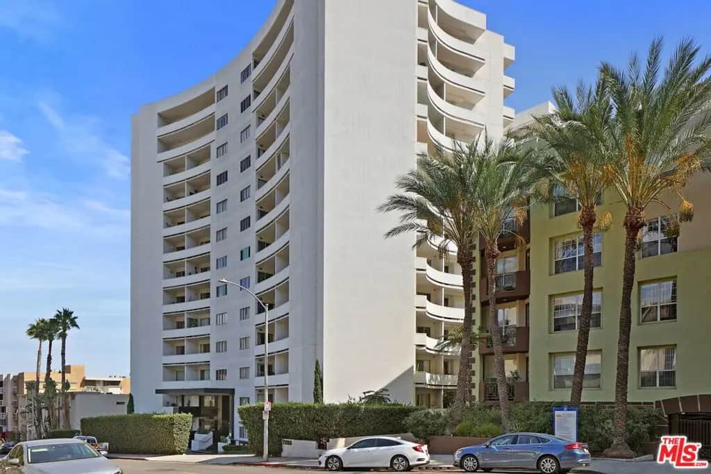 7250 Franklin Avenue 414, Los Angeles, CA — listing photo 1
