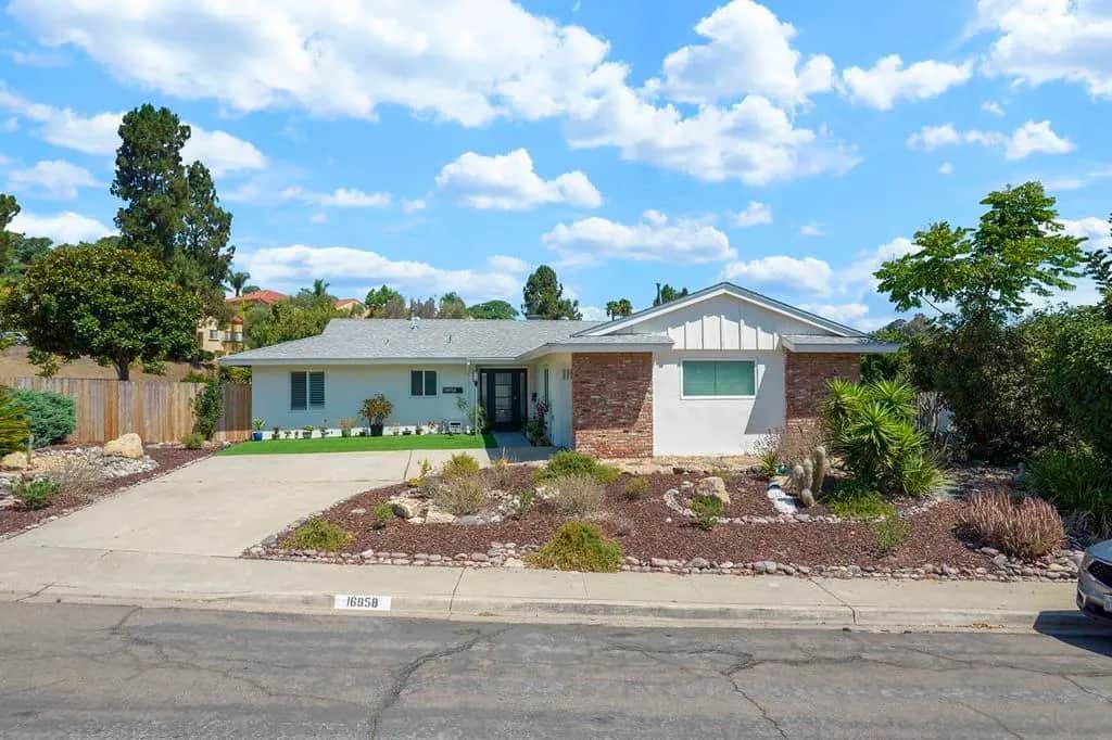 16958 Hierba, San Diego, CA — listing photo 1