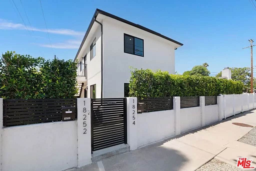 6266 Etiwanda Avenue 18254, Los Angeles, CA — listing photo 1