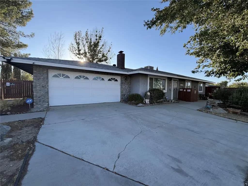 40103 169th Street E, Palmdale, CA — listing photo 1