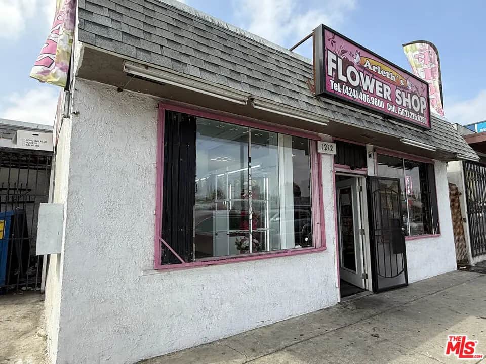 1212 E Rosecrans Avenue, Compton, CA — listing photo 1