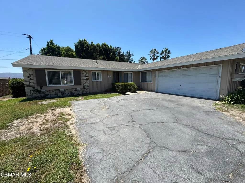 1532 Downing Street, Simi Valley, CA — listing photo 1