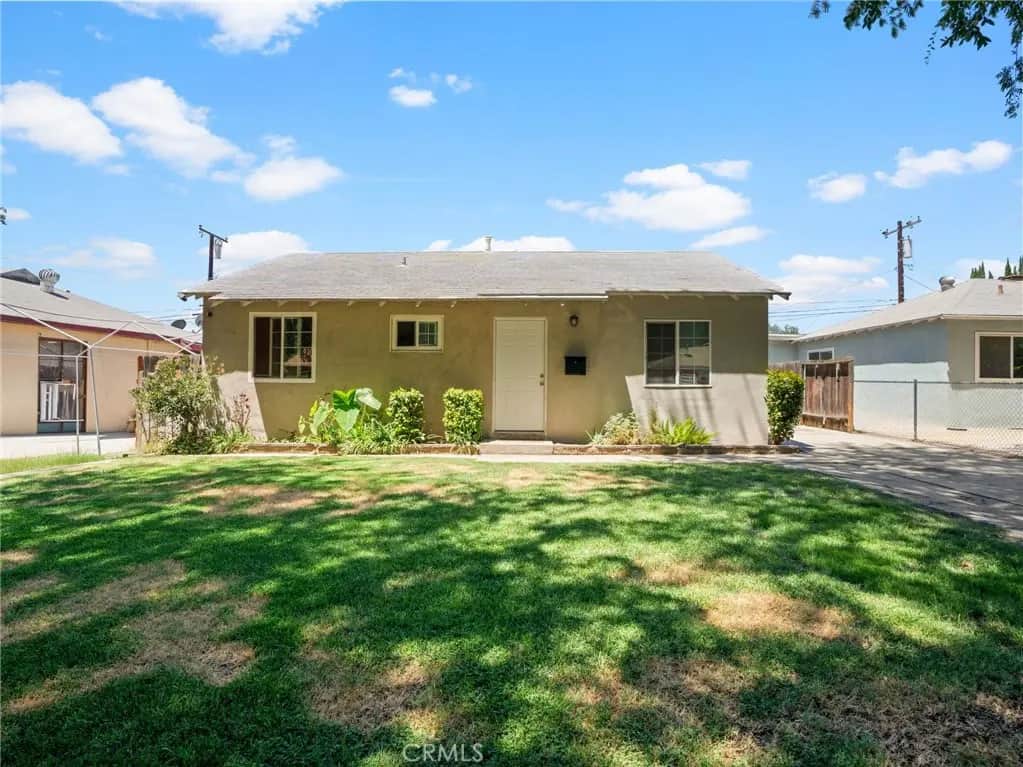 2404 Roxbury Dr, San Bernardino, CA — listing photo 1