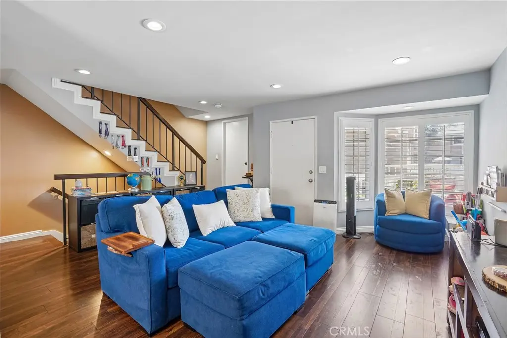 1599 W Jefferson Boulevard, Los Angeles, CA — listing photo 1
