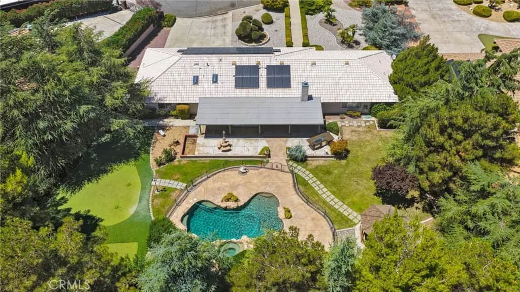 13331 Waco Drive, Apple Valley, CA — listing photo 1